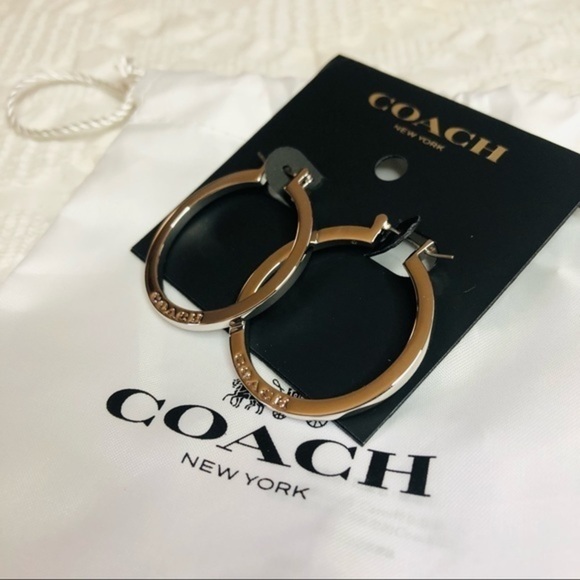 Coach hoop earrings silver color​​​​​​ - Picture 4 of 4